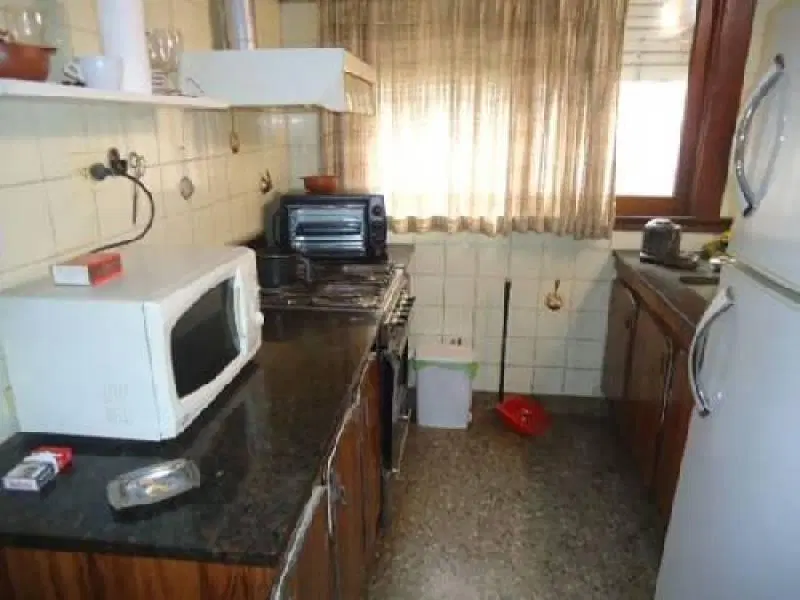 Casa en venta - 3 Dormitorios 3 Baños - 220mts2 - Villa Gesell 3