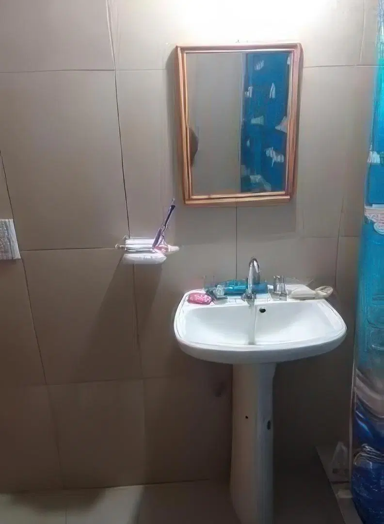 Casas en venta - 2 Dormitorios 2 Baños - 250Mts2 - Mar del Tuyú 5
