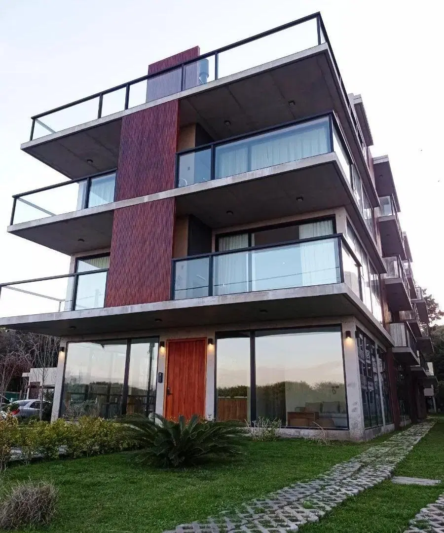 Departamento en venta - 2 Dormitorios 2 Baños - 90mts2 - Costa Del Este 3