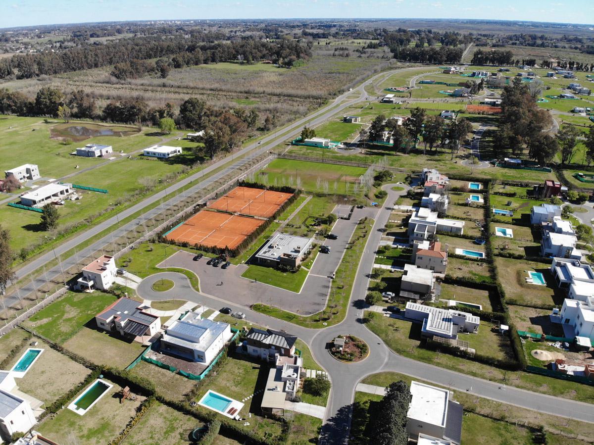 Terreno en venta - 800Mts2 totales - Santa Elisa, Pilar