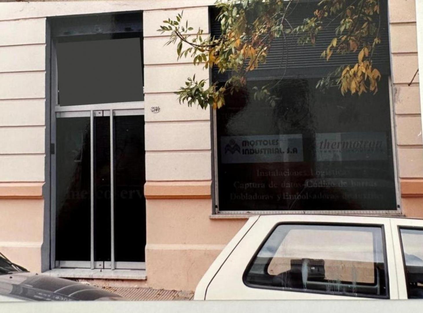 Local en venta - 1 Toilette - Constitución