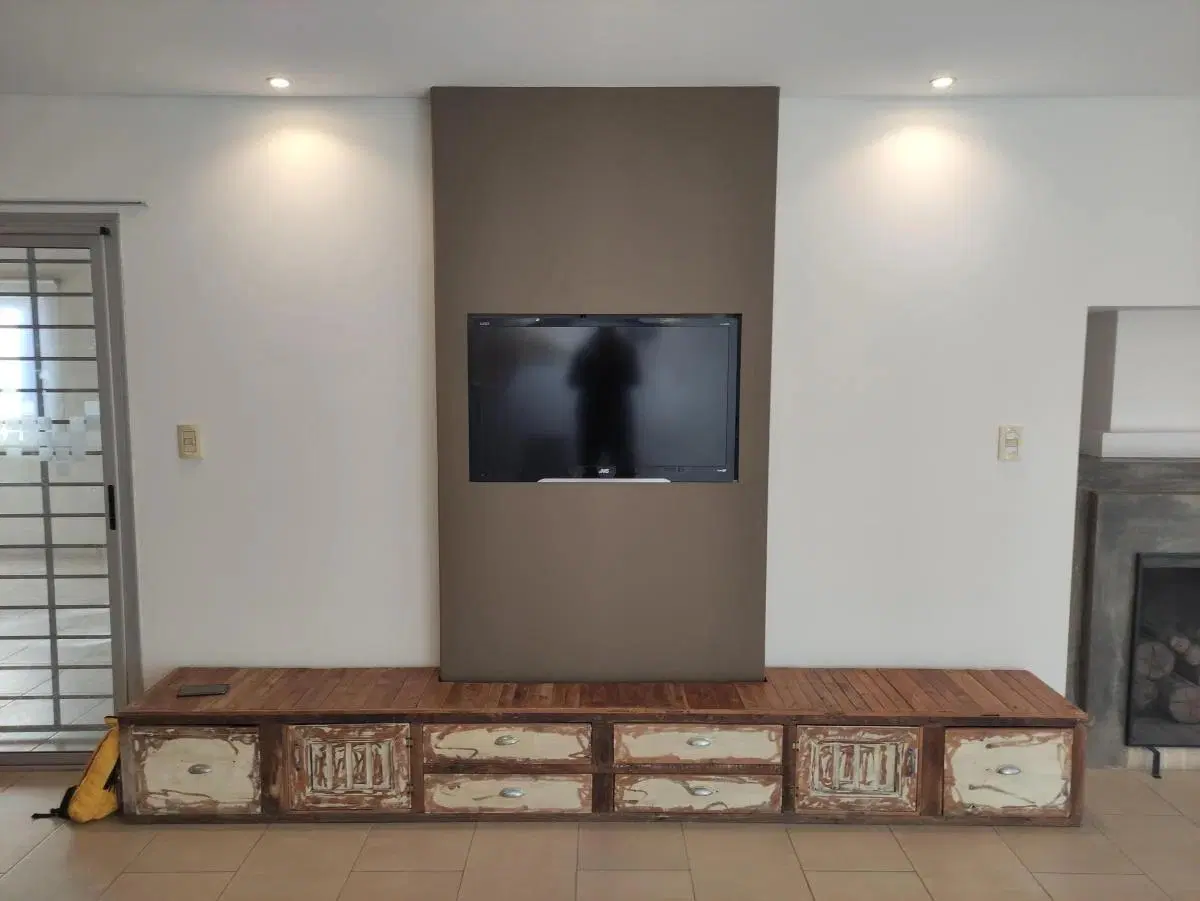 Casa en venta - 4 Dormitorios 2 Baños - Cocheras - 350Mts2 - El Palomar, Cañuelas 3