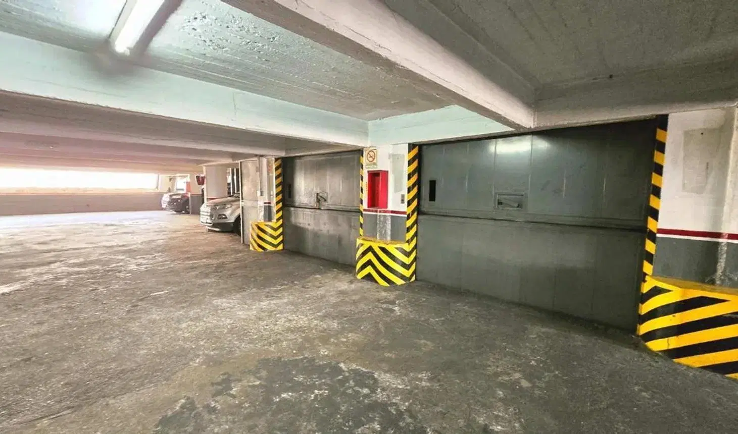 Cochera en venta - 12mts2 - Caballito 2