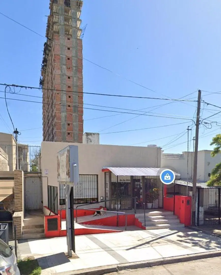 Casa en venta - 2 Dormitorios 2 Baños - Río Cuarto 5