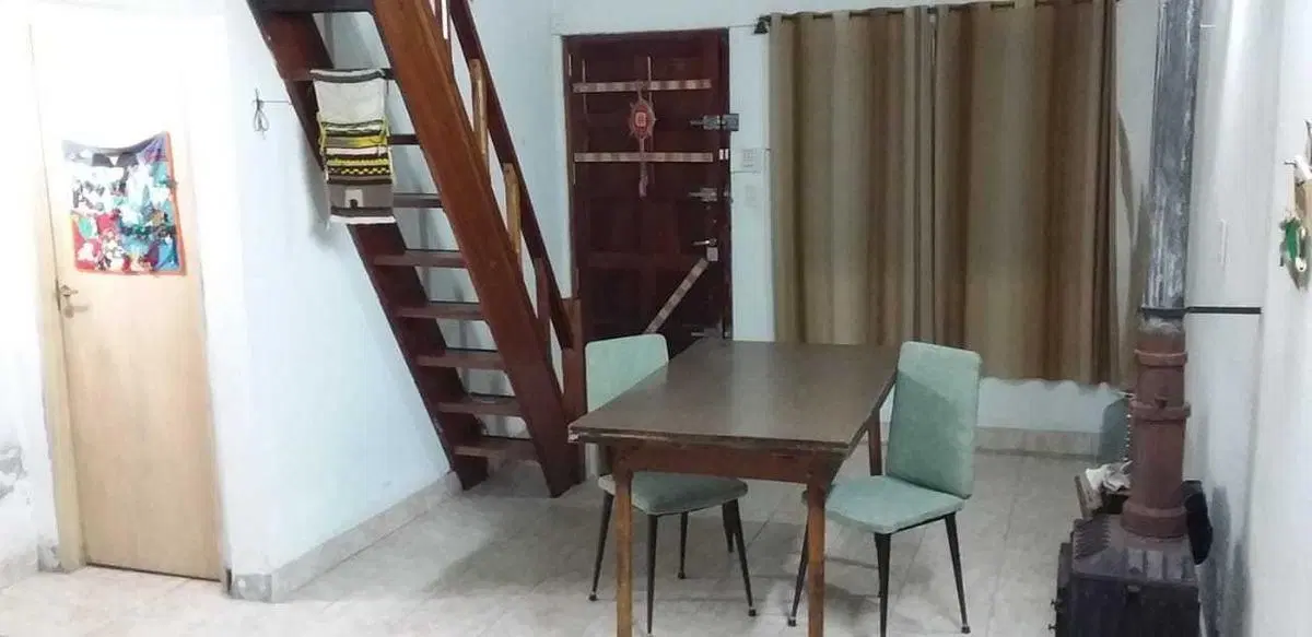 Casa en venta - 4 Dormitorios 1 Baño - Cochera - 200Mts2 - Las Toninas 4