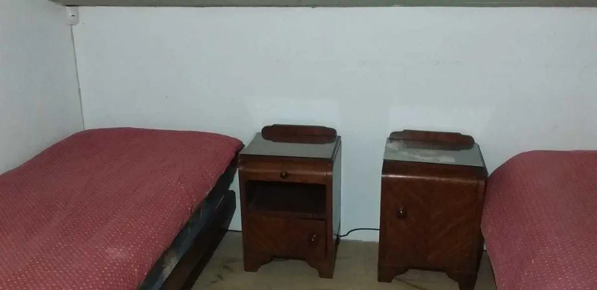 Casa en venta - 4 Dormitorios 1 Baño - Cochera - 200Mts2 - Las Toninas 3