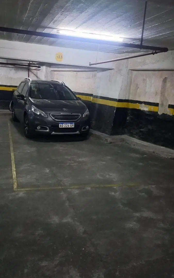 Cochera en venta - 21Mts2 - Belgrano 2