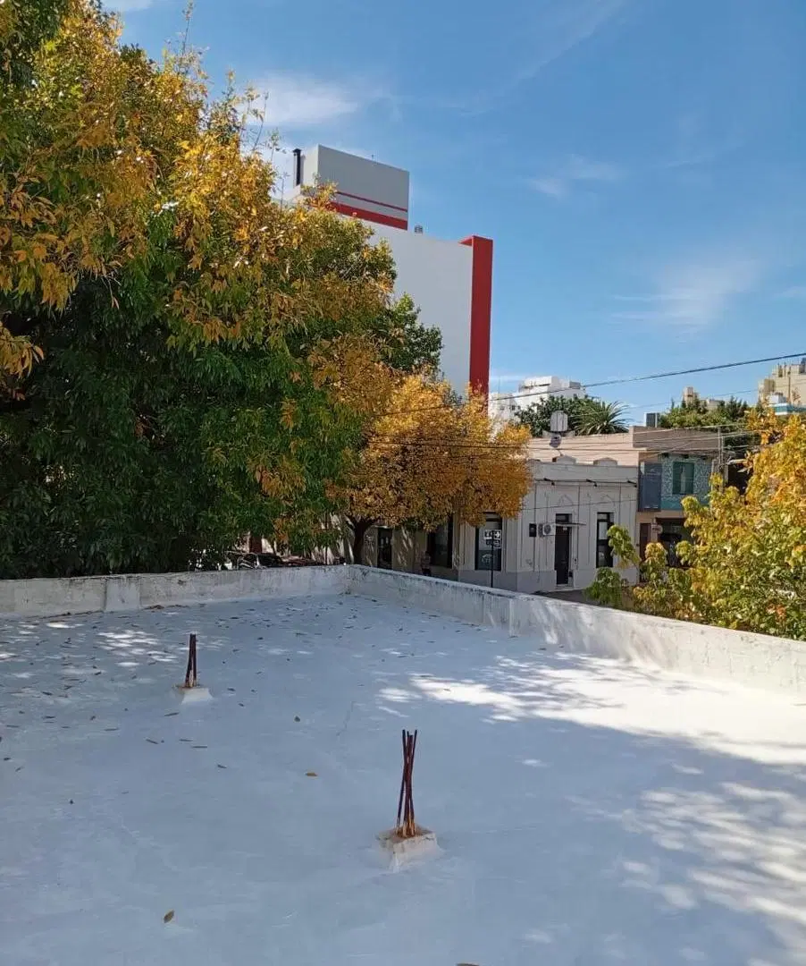 Casa en venta - 3 Dormitorios 2 Baños - La Plata 5