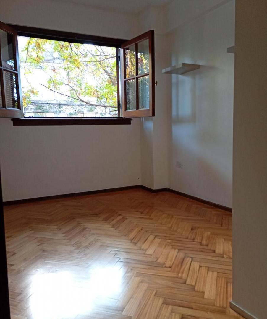 Foto de Departamento en venta - 2 Dormitorios 2 Baños - San Isidro, imagen 3