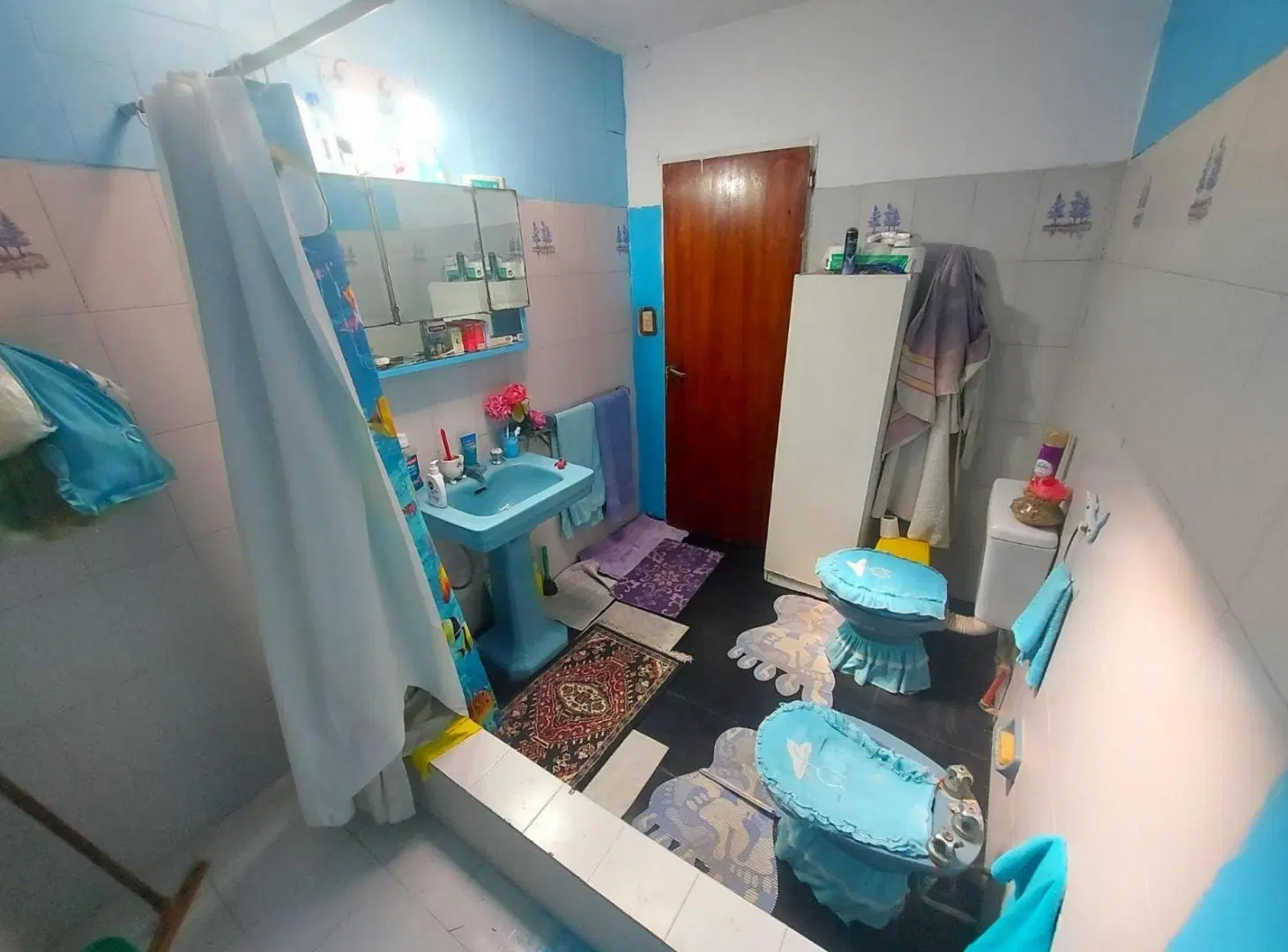 Casa en venta - 3 Dormitorios 1 Baño - 223Mts2 - Gerlí 5