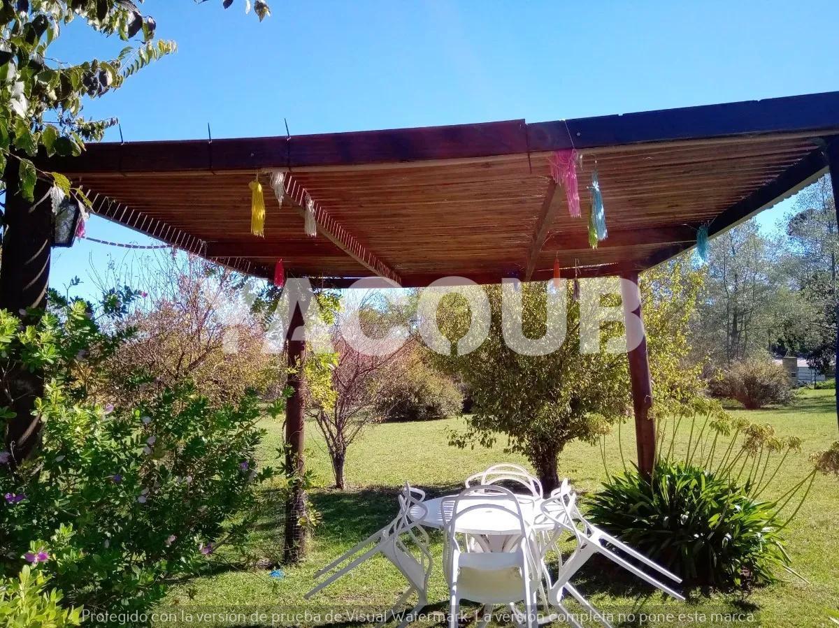 Quinta en venta - 4 Dormitorios 3 Baños - Tandil