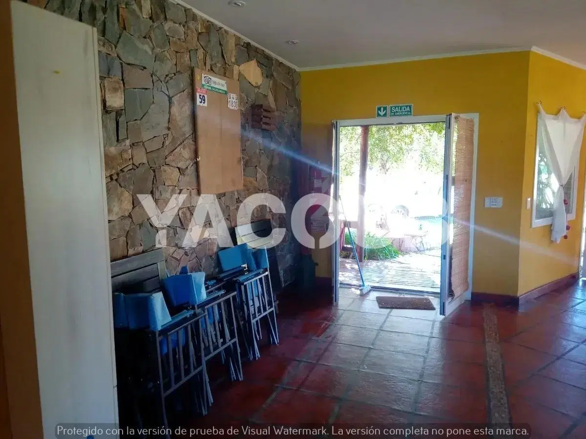 Quinta en venta - 4 Dormitorios 3 Baños - Tandil 4