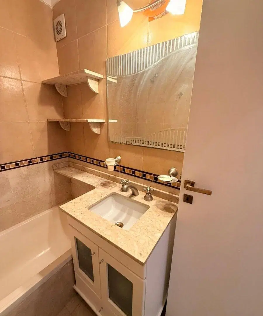 Departamento en alquiler - 2 Dormitorios 1 Baño - Vicente López 5