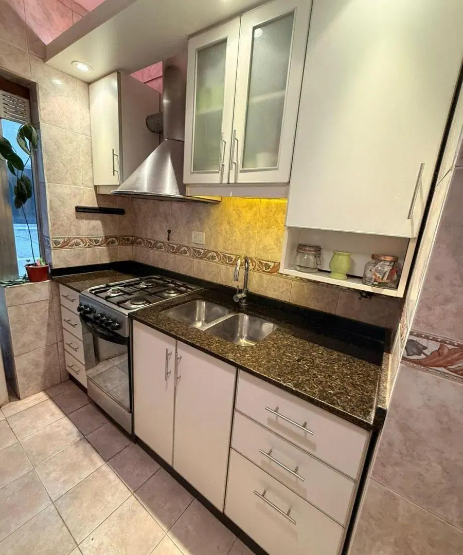 Departamento en alquiler - 2 Dormitorios 1 Baño - Vicente López 2