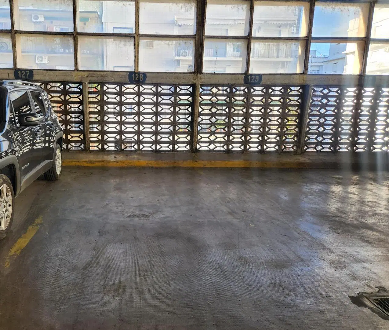 Cochera en venta - 13mts2 - Palermo 6