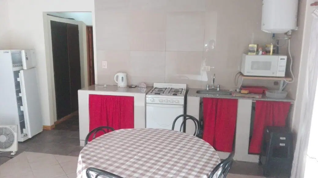 Casa en venta - 3 Dormitorios 1 Baño - Cochera - 405Mts2 - Camet Norte, Santa Clara del Mar 5