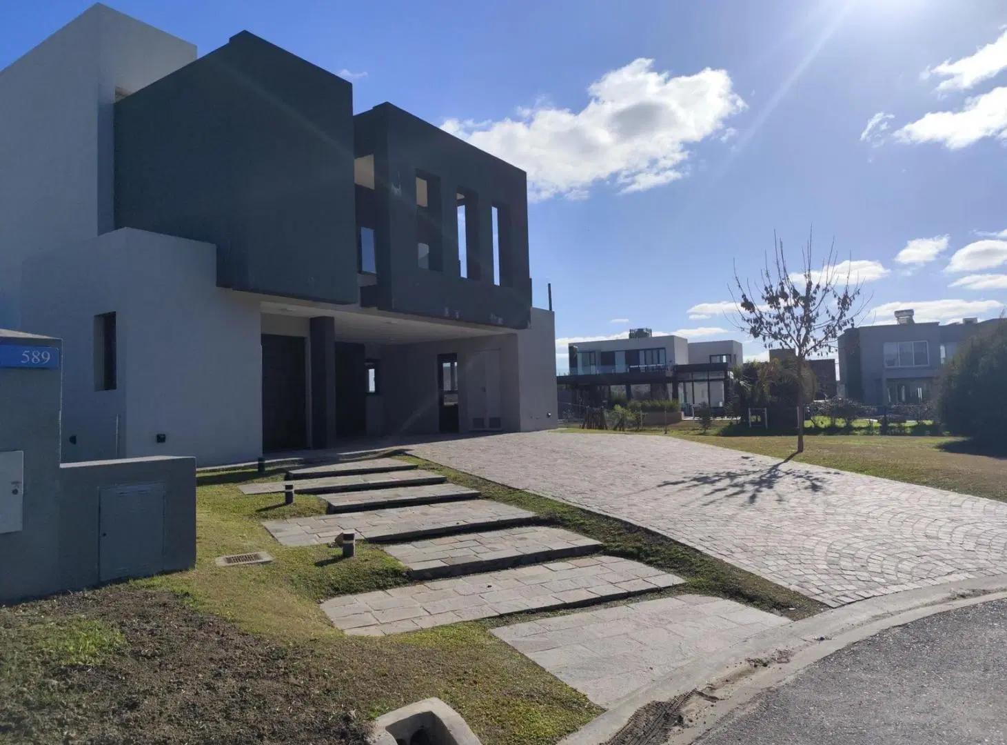 Casa en venta - 3 Dormitorios 3 Baños - 931Mts2 - Canning 3