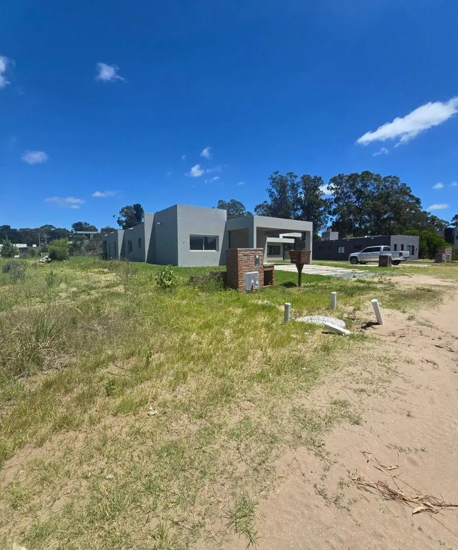 Terreno en venta  - 930 mts2 - Senderos III, Costa Esmeralda 3