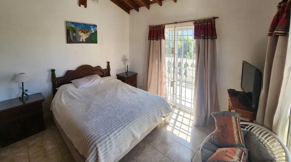 Casa en venta - 3 Dormitorios 2 Baños - Mar del Tuyú 8