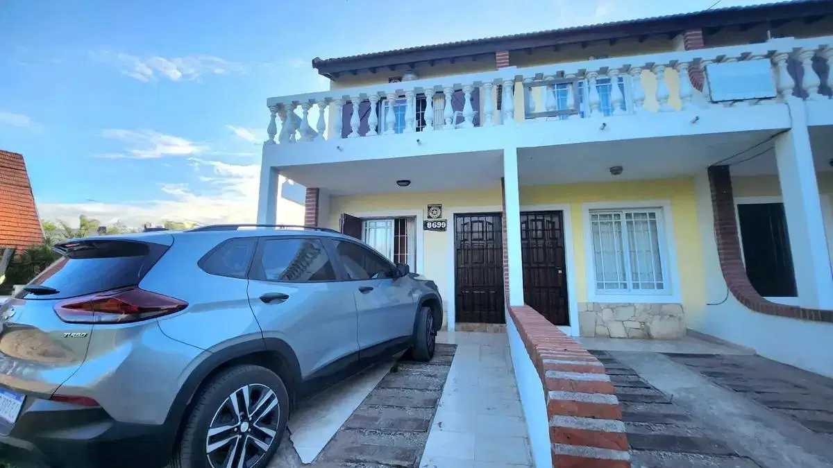 Casa en venta - 3 Dormitorios 2 Baños - Mar del Tuyú 3