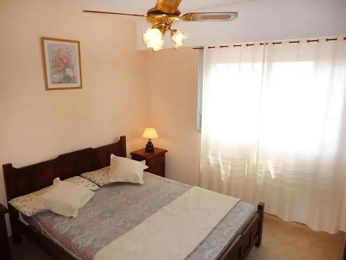 Departamento en venta - 2 dormitorios 1 baño - 70mts2 - Villa Gesell 5