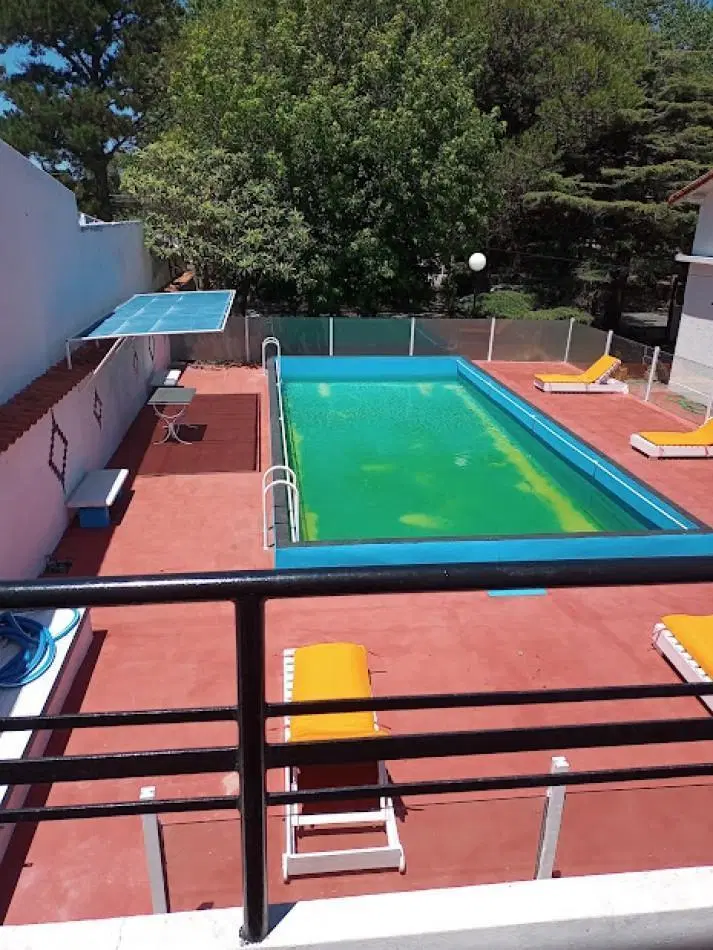 Casa en venta - 5 Dormitorios 3 Baños - Mar de Ajó 5