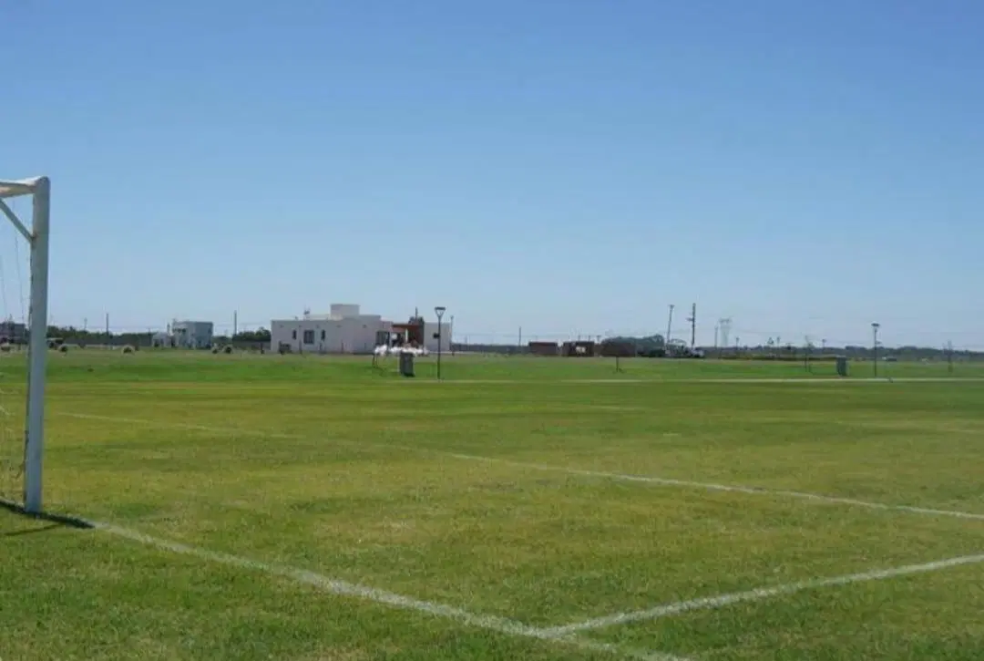 Terreno en venta - 834mts2 - Santa Clara al Sur 4