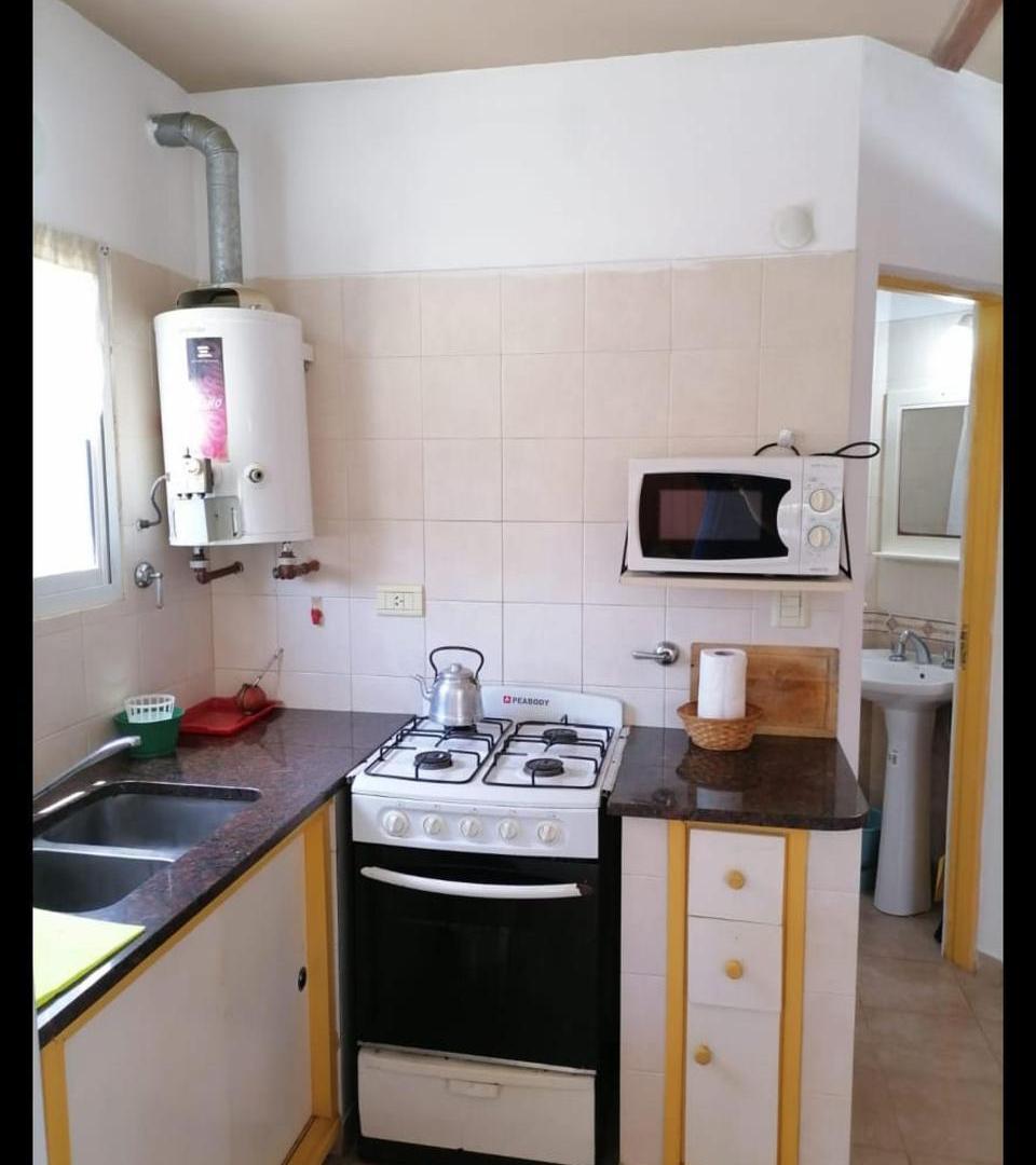 Foto de Casa en alquiler temporario - 1 Dormitorio 1 Baño - Mar de Ajó, imagen 3