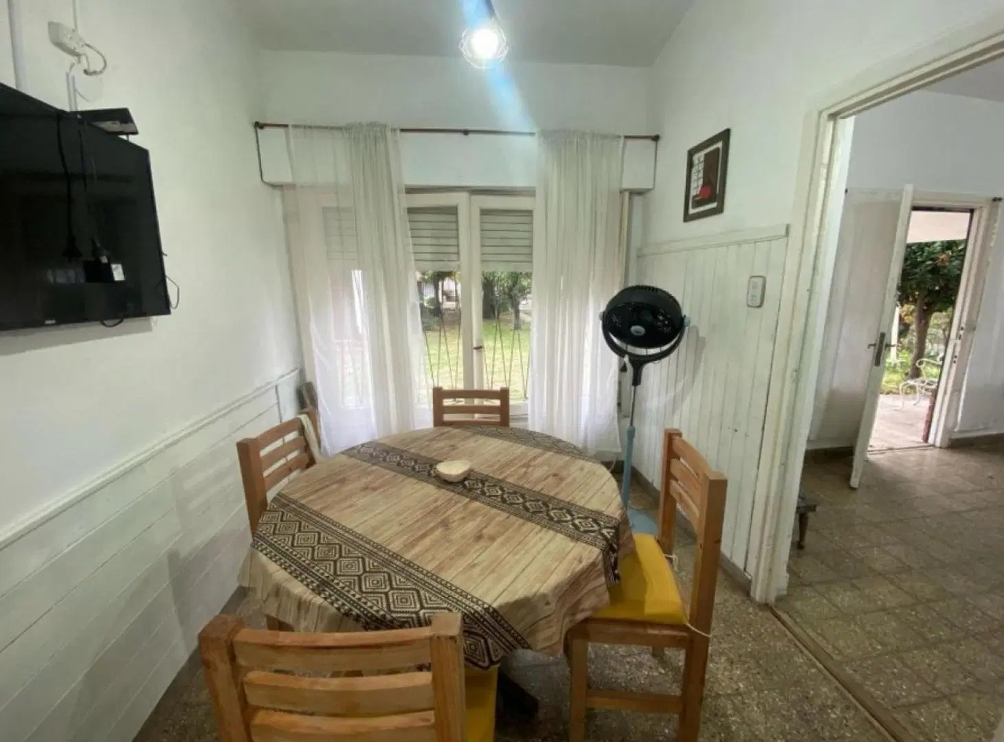 Casa en venta - 3 Dormitorios 2 Baños 5 Cocheras - 450Mts2 - Santa Teresita 4