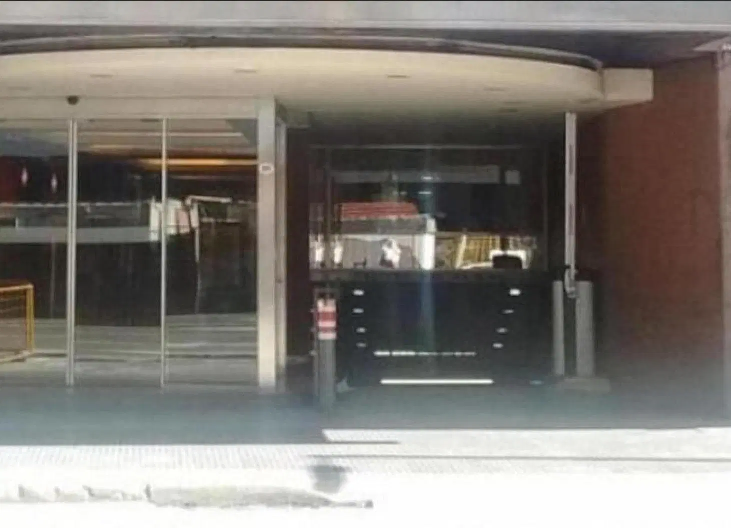 Cochera en venta - 10Mts2 - Microcentro 4