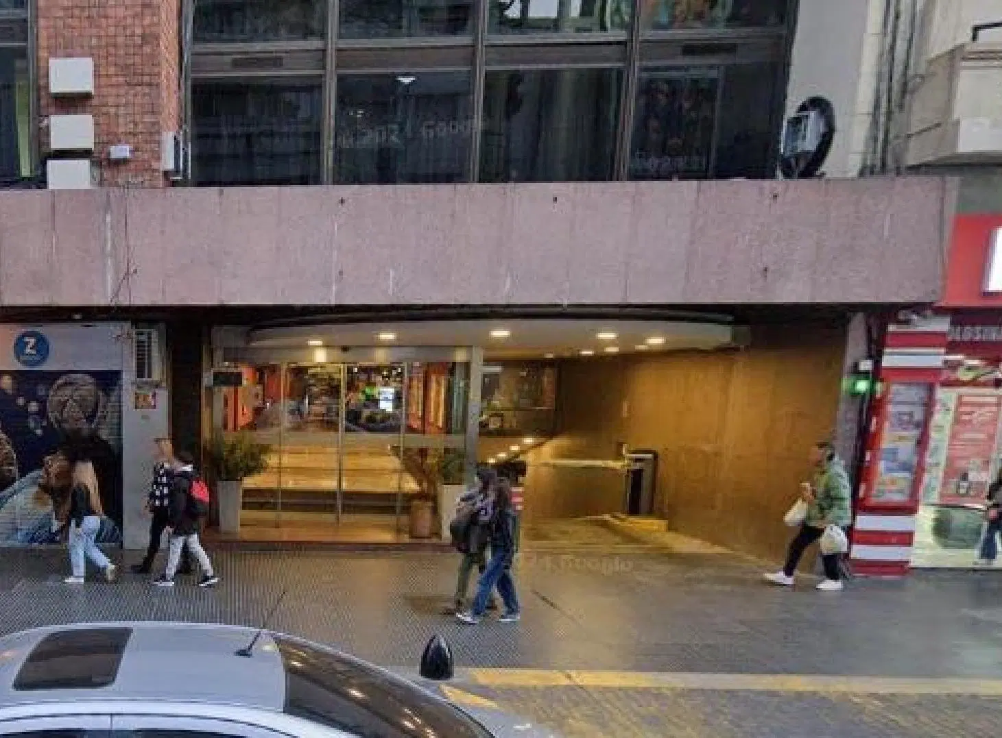 Cochera en venta - 10Mts2 - Microcentro 8