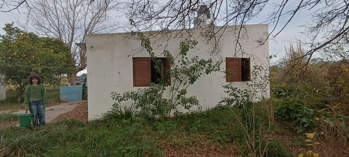 Casa en venta - 2 Dormitorios 1 Baño - Cochera - 1.400Mts2 - Urdampilleta, Bolívar 5