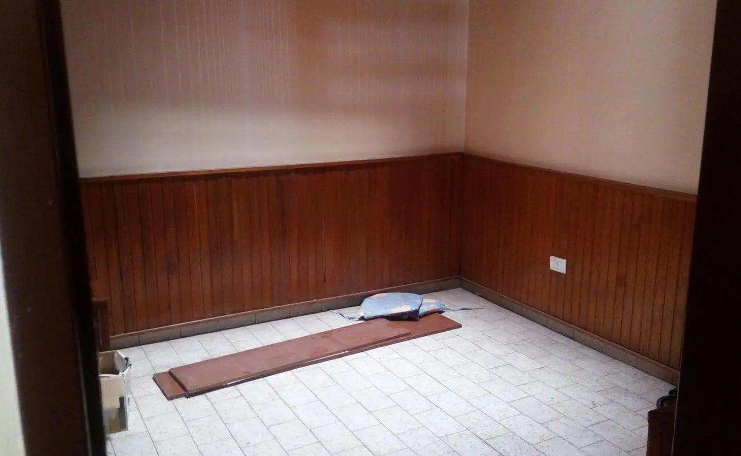 Casa en venta - 4 Dormitorios 3 Baños - Cochera - 300Mts2 - La Plata 2