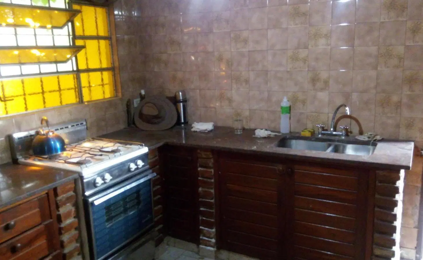 Casa en venta - 4 Dormitorios 3 Baños - Cochera - 300Mts2 - La Plata 3