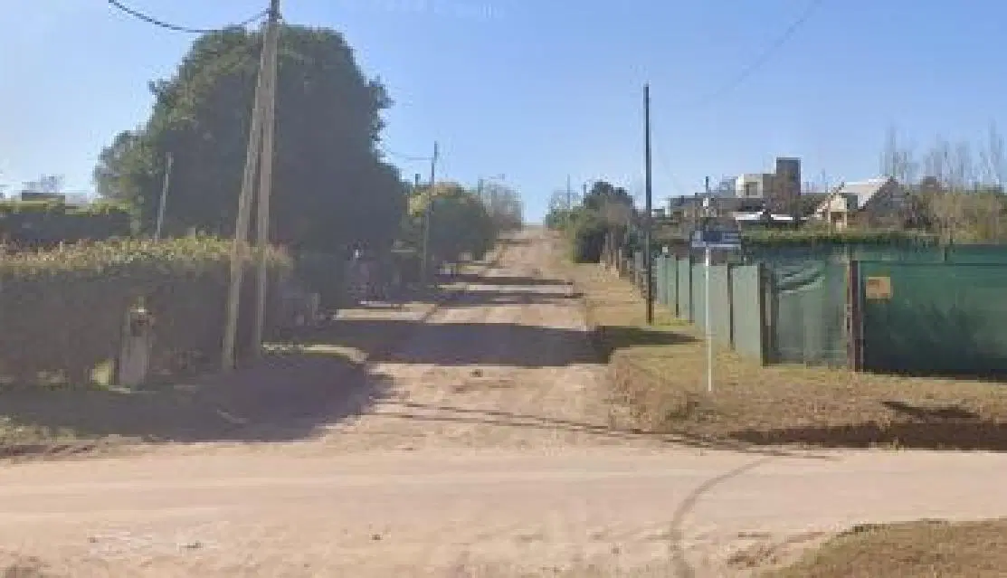 Casa en venta - 2 Dormitorios 2 Baños - Cocheras - 375Mts2 - Villa Naturaleza 5