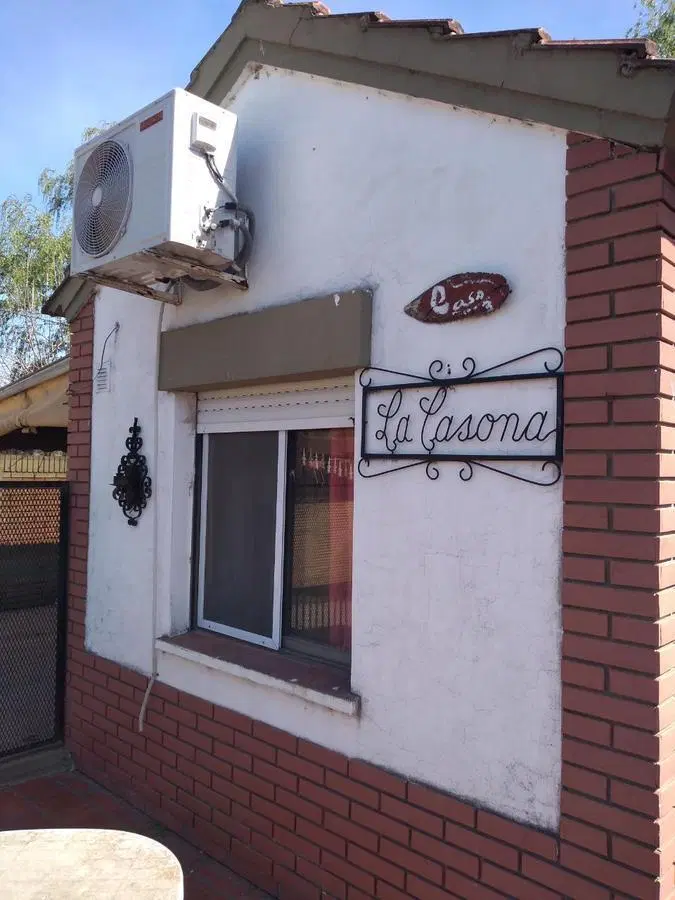 Casa en venta - 2 dormitorios 1 baño - 70mts2 - Coronel Brandsen 2