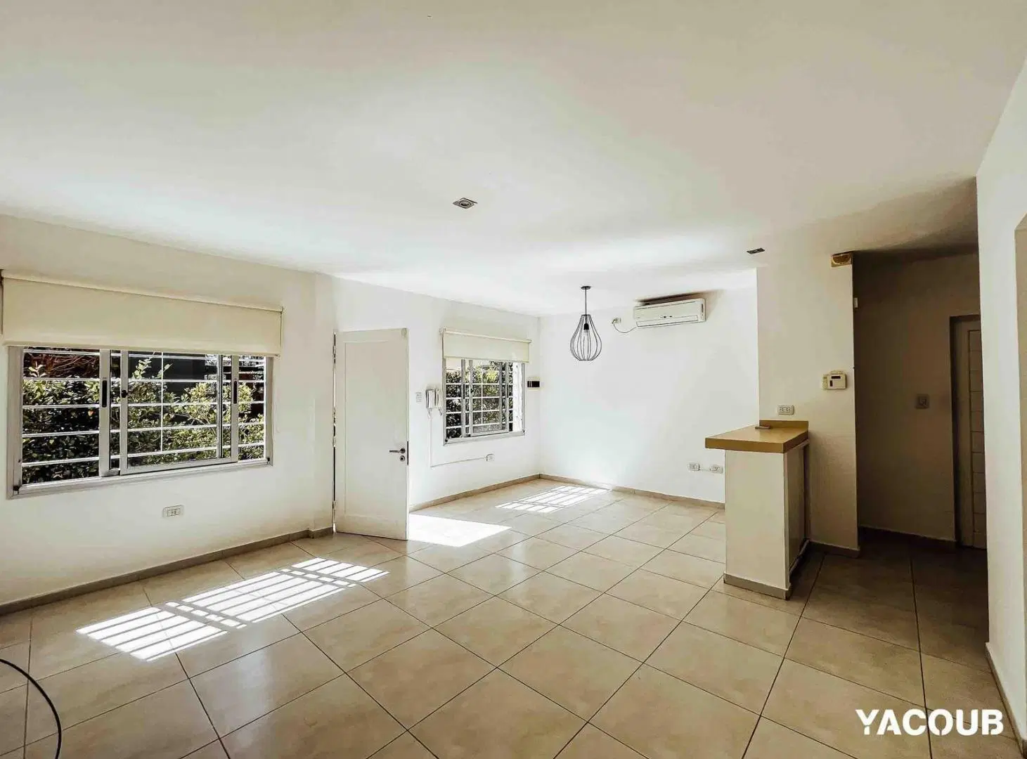 Departamento en venta - 2 dormitorios, 1 baño, cochera - 105mts2 - City Bell 1