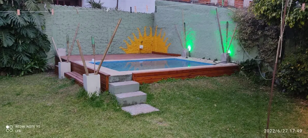Casa en venta - 2 dormitorios 1 baño - 114mts2 - Tolosa 3