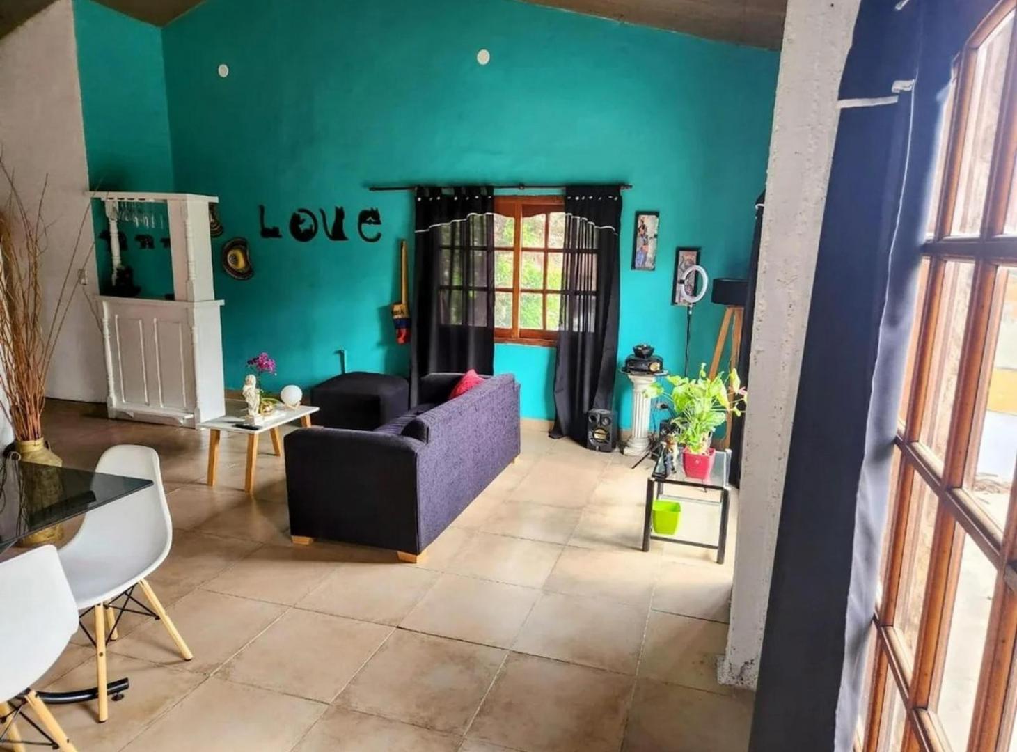 Casa en venta - 4 Dormitorios 2 Baños - Ituzaingó