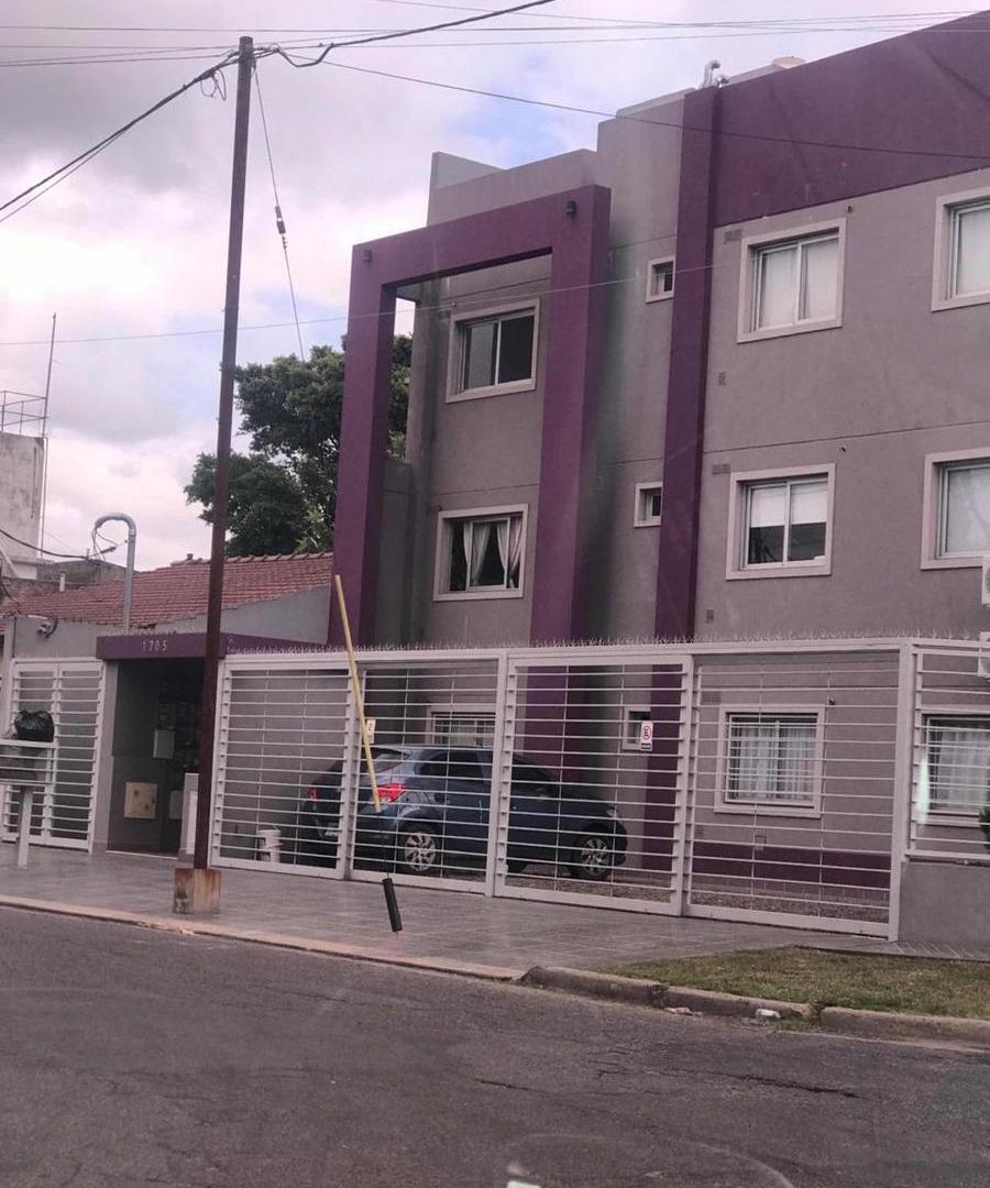 Departamento en venta - 1 Dormitorio 1 Baño - Cochera - 57,5Mts2 - Morón