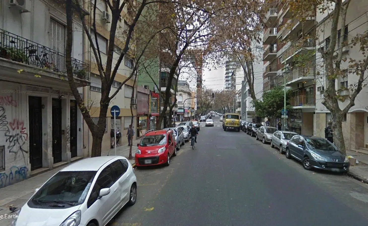 Departamento en venta - 4 Dormitorios 2 Baños - Palermos 5