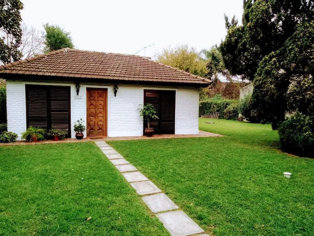 Casa en venta - 3 Dormitorios 2 Baño 1 Cochera - 350Mts2 - Tortuguitas, Malvinas Argentinas 2