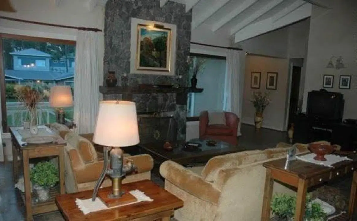Casa en venta - 4 Dormitorios 5 Baños - Cariló 3