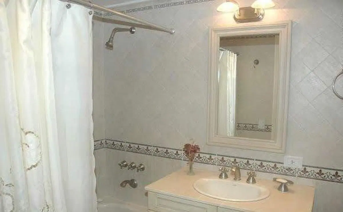 Casa en venta - 4 Dormitorios 5 Baños - Cariló 2