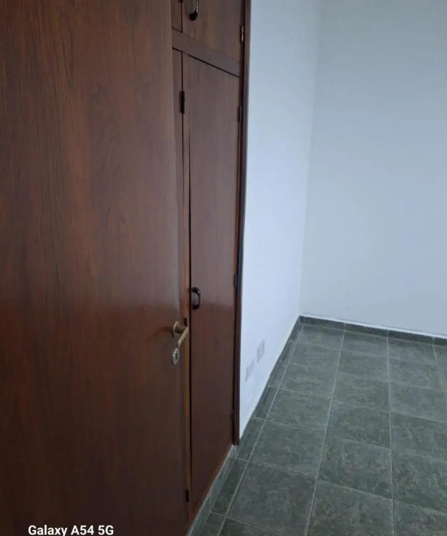 Casa en venta - 3 Dormitorios 2 Baños - Río Cuarto 5