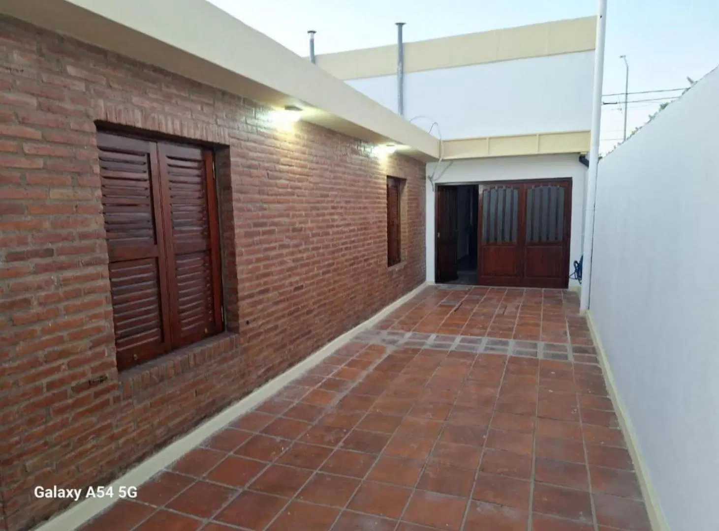 Casa en venta - 3 Dormitorios 2 Baños - Río Cuarto 3