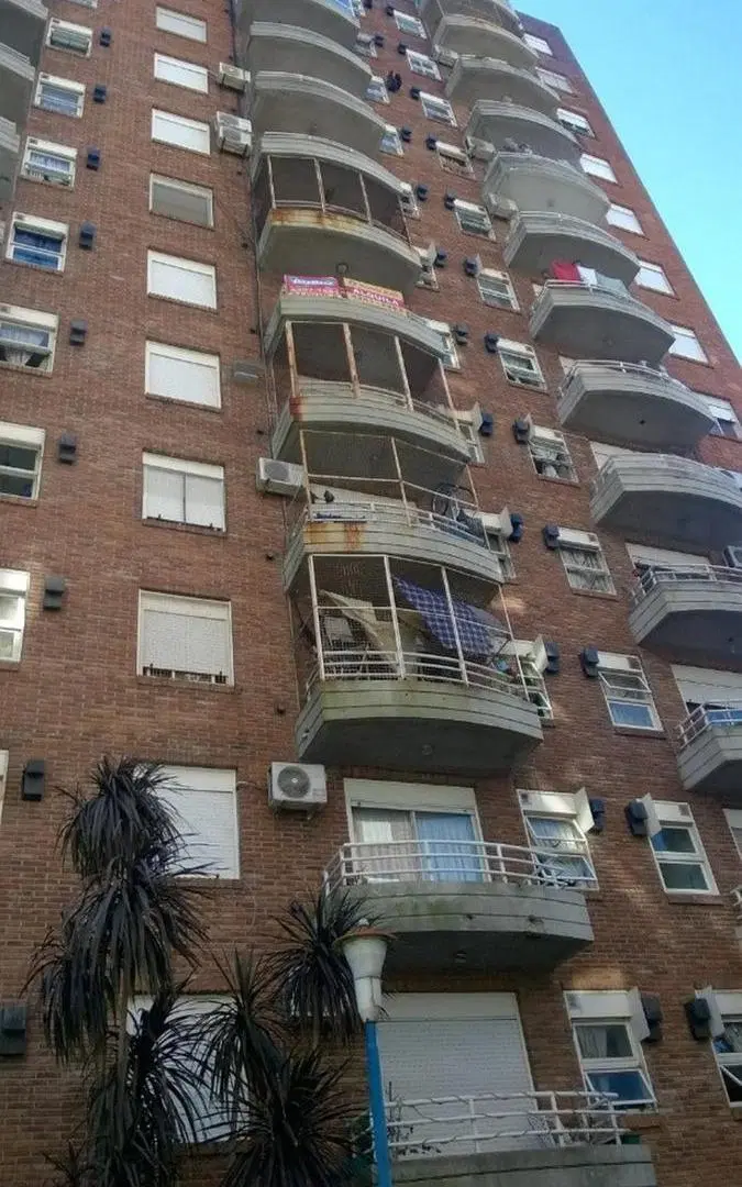 Departamento en venta - 2 Dormitorios 1 Baño - 53Mts2 - Avellaneda 4