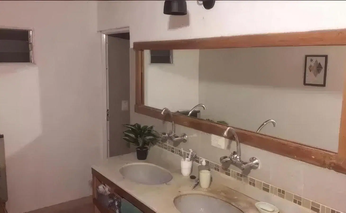 Casa en Venta - 3 Dormitorios 2 Baños Cochera - 4773 mts2 - General Madariaga, Buenos Aires 3