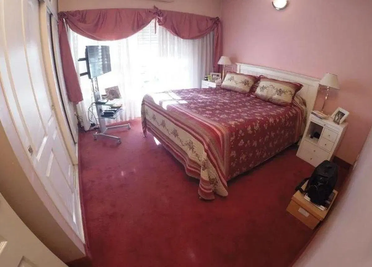 Casa venta - 3 dormitorios 2 baños - 200mts2 totales - Lomas De Zamora 2