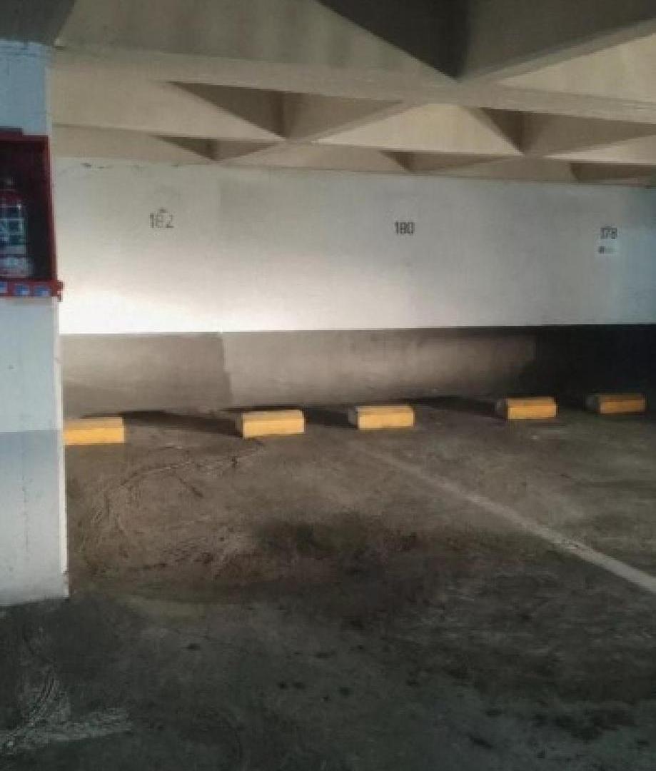 Cochera en venta - 12Mts2 - San Nicolás